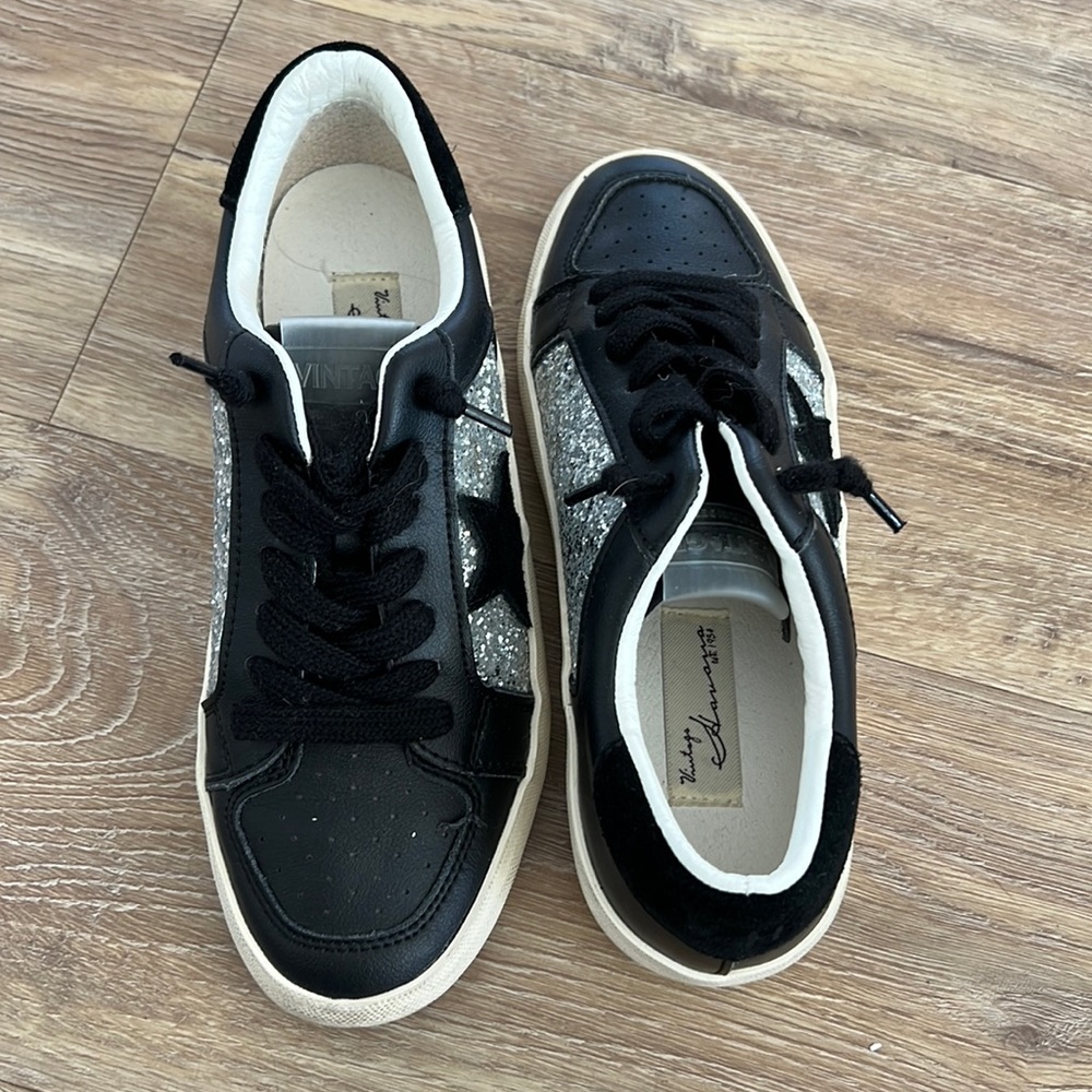 Vintage Havana sneakers